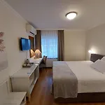 Sport Manca Garni 3*