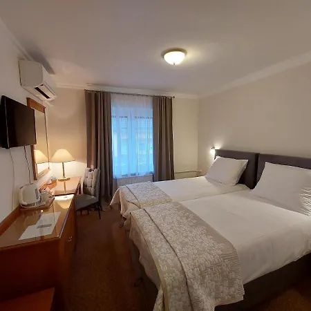 Sport Manca Garni Hotel