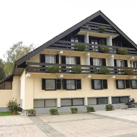 Hotel Sport Manca Garni 3*