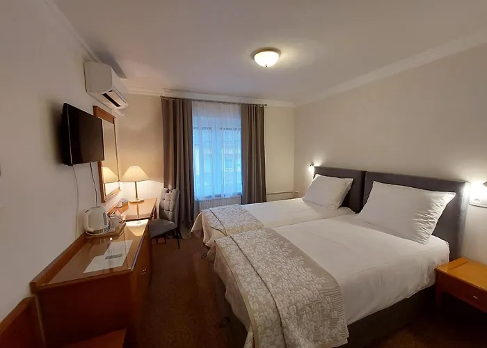 Sport Manca Garni Hotel