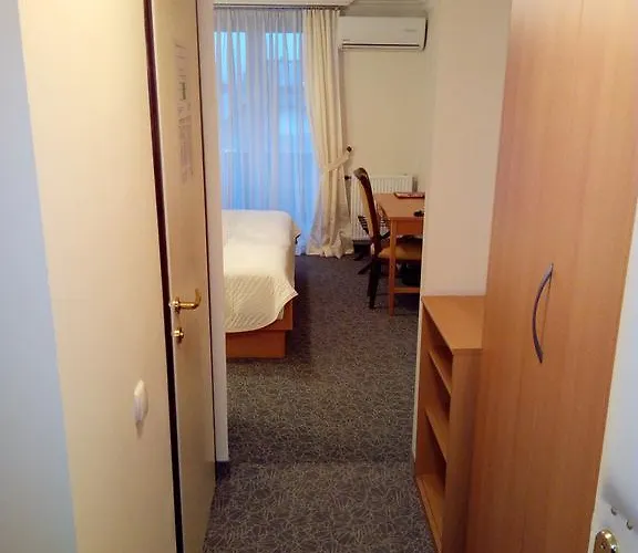 Sport Manca Garni 3*